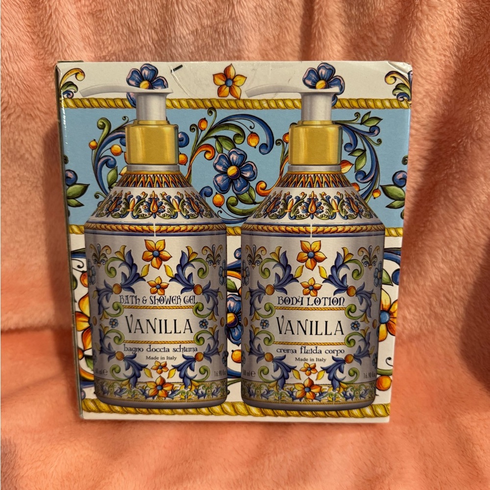 Vanilla Bath & Shower Gel and Body Lotion Set